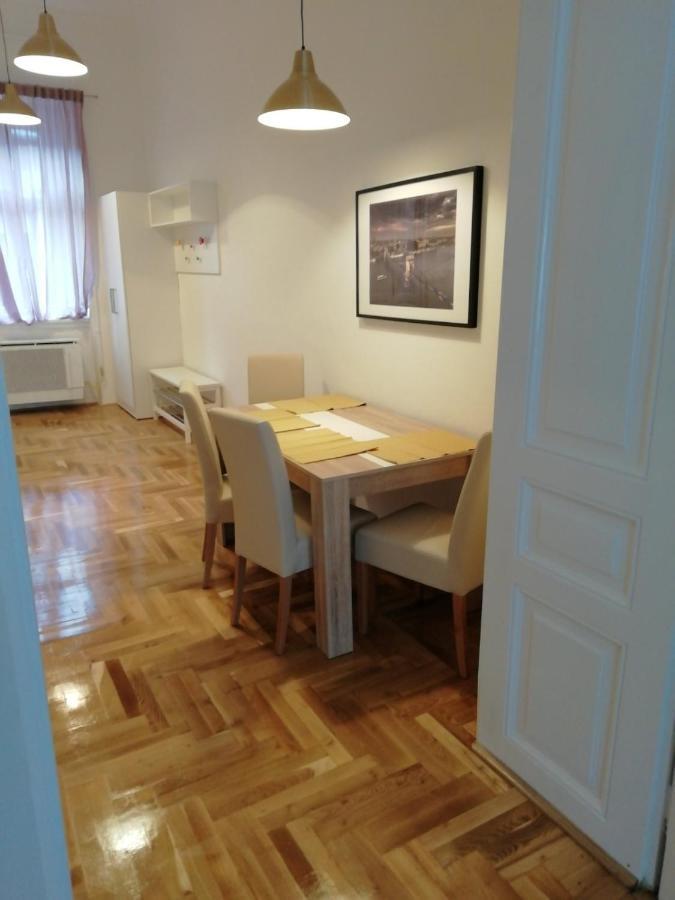 Luxury New Cozy Flat At Dob Street Nearby Gozsdu Court Appartement Boedapest Buitenkant foto